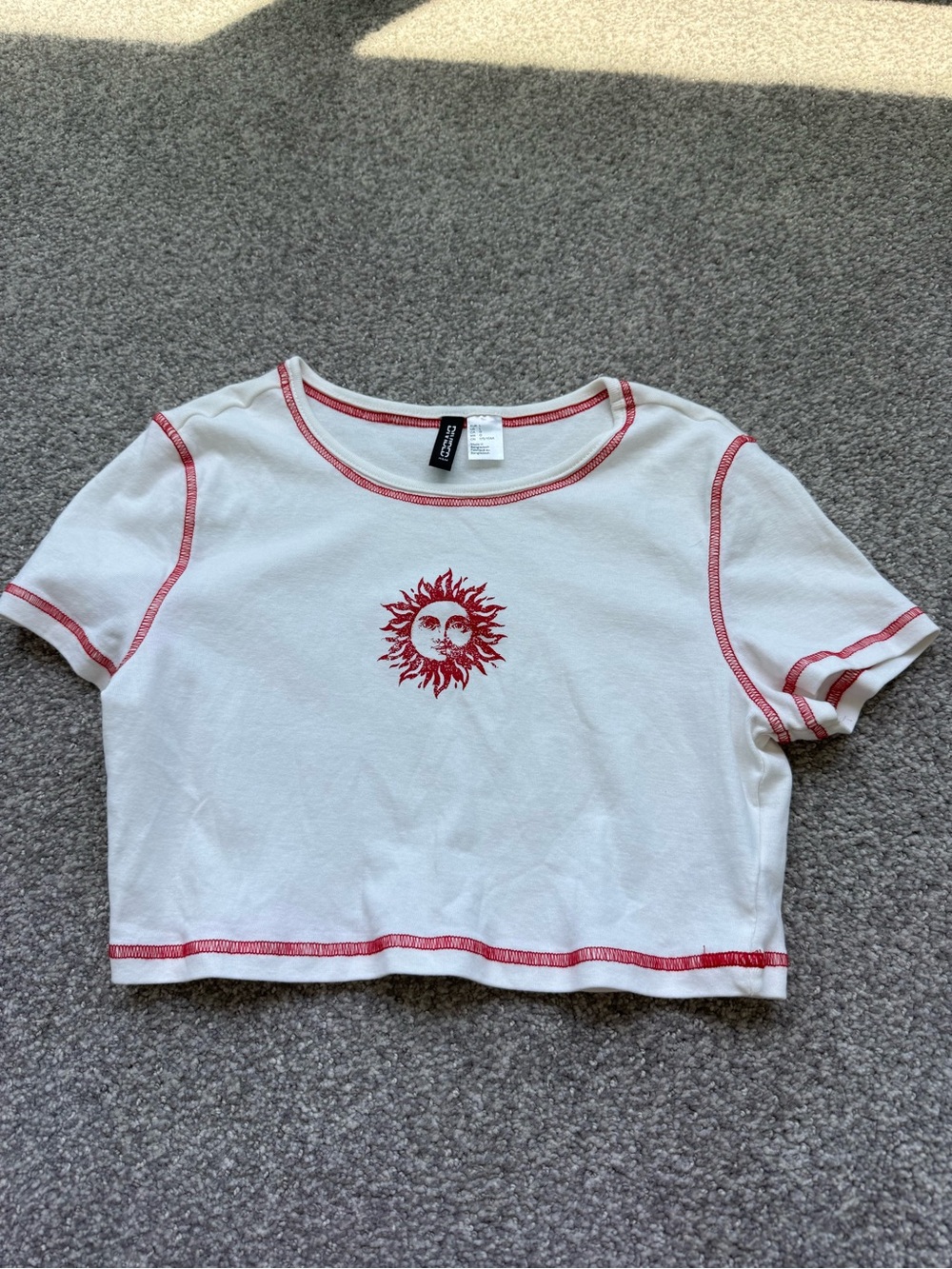 H&M White Crop Tee with Red Sun Graphic